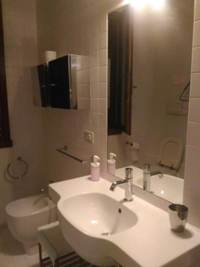 Gabriele House Bed & Breakfast Padova Ngoại thất bức ảnh
